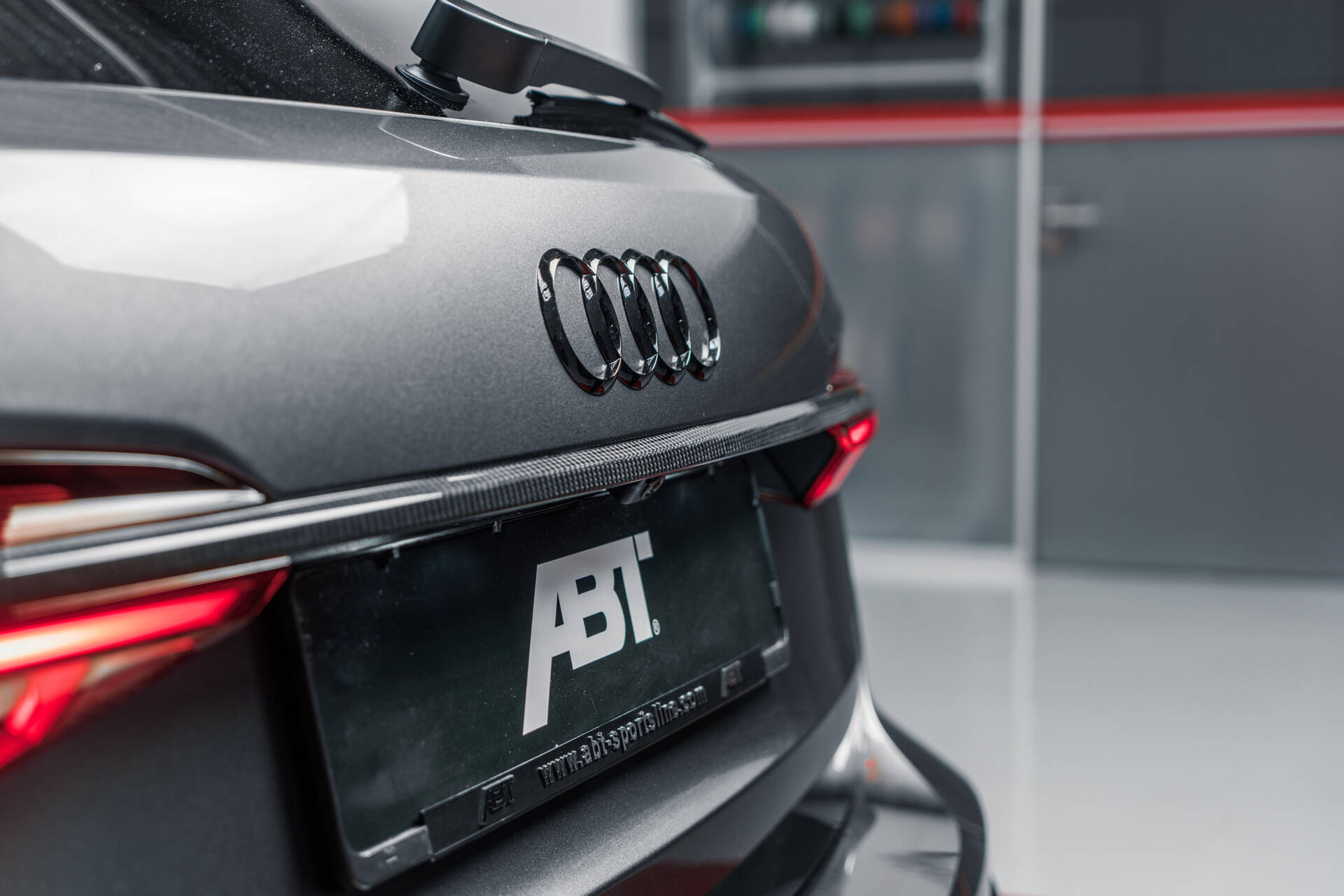 Selected aesthetic ABT carbon fiber parts for Audi RS6, A7, S7 and RS7  available through Audi dealers directly - Audi Tuning, VW Tuning,  Chiptuning von ABT Sportsline.